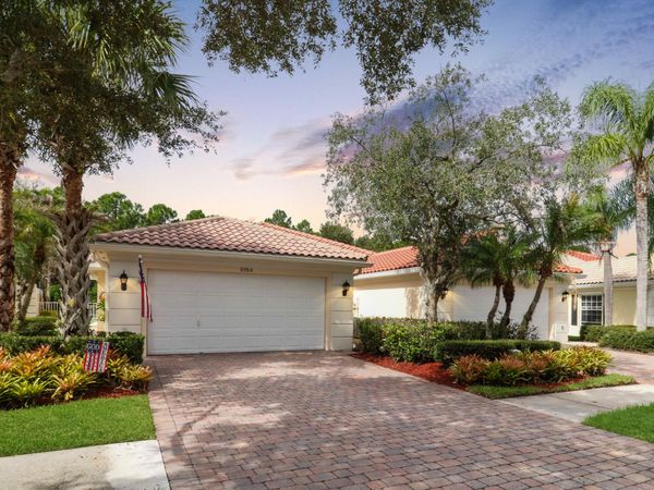 9164 SE Hawks Nest Court, Hobe Sound, FL 33455