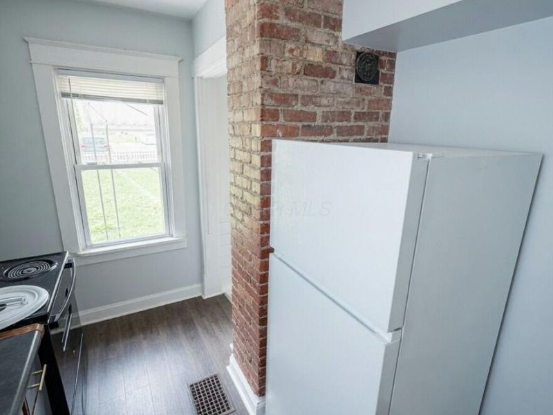 490 E Oakland Avenue , Columbus, OH 43202 Photo 7