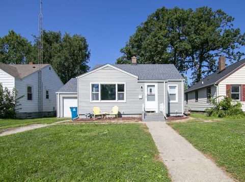 Main Photo