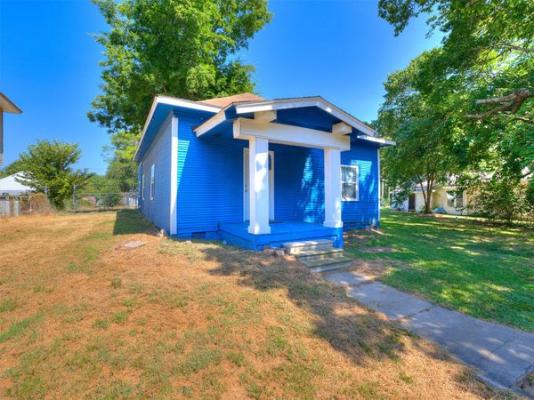 631 S Seminole Avenue , Okmulgee, OK 74447