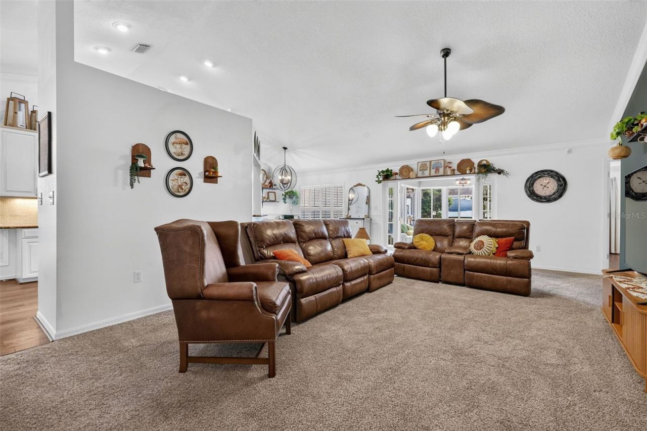 57 Townhill Drive , Eustis, FL 32726 Photo