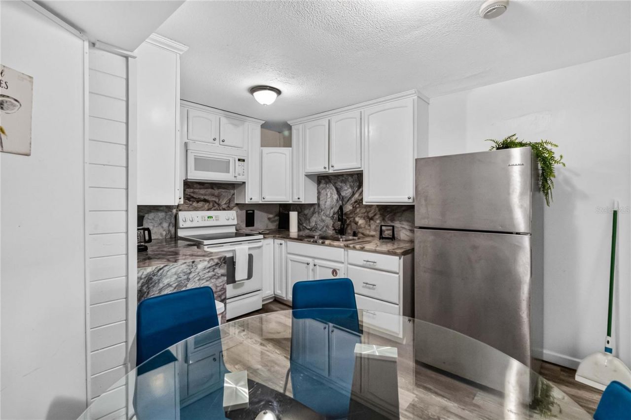 745 Hillview Drive, Altamonte Springs, FL 32714 Photo