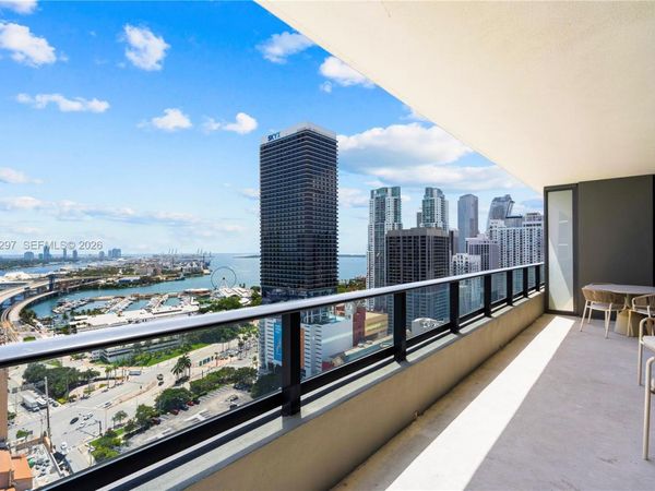 159 NE 6th St , Unit 2415, Miami, FL 33132