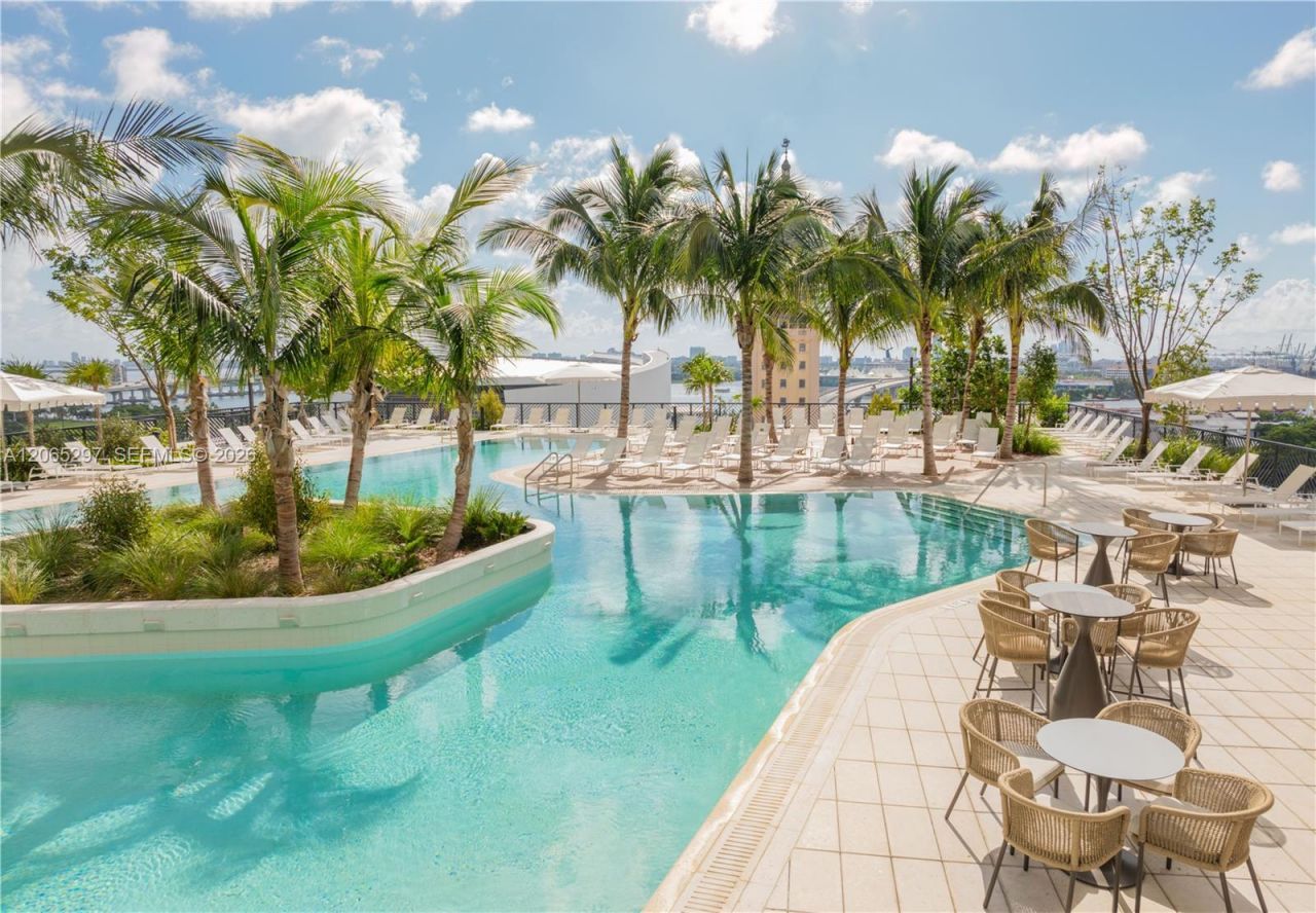 159 NE 6th St, Unit 2415, Miami, FL 33132 Photo