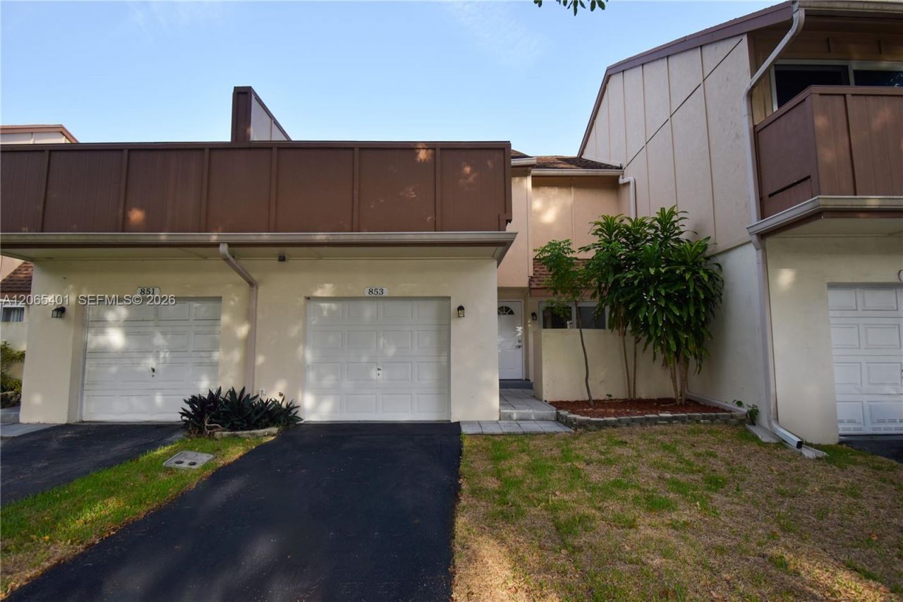 853 NW 80th Ter, Unit 2, Plantation, FL 33324 Photo