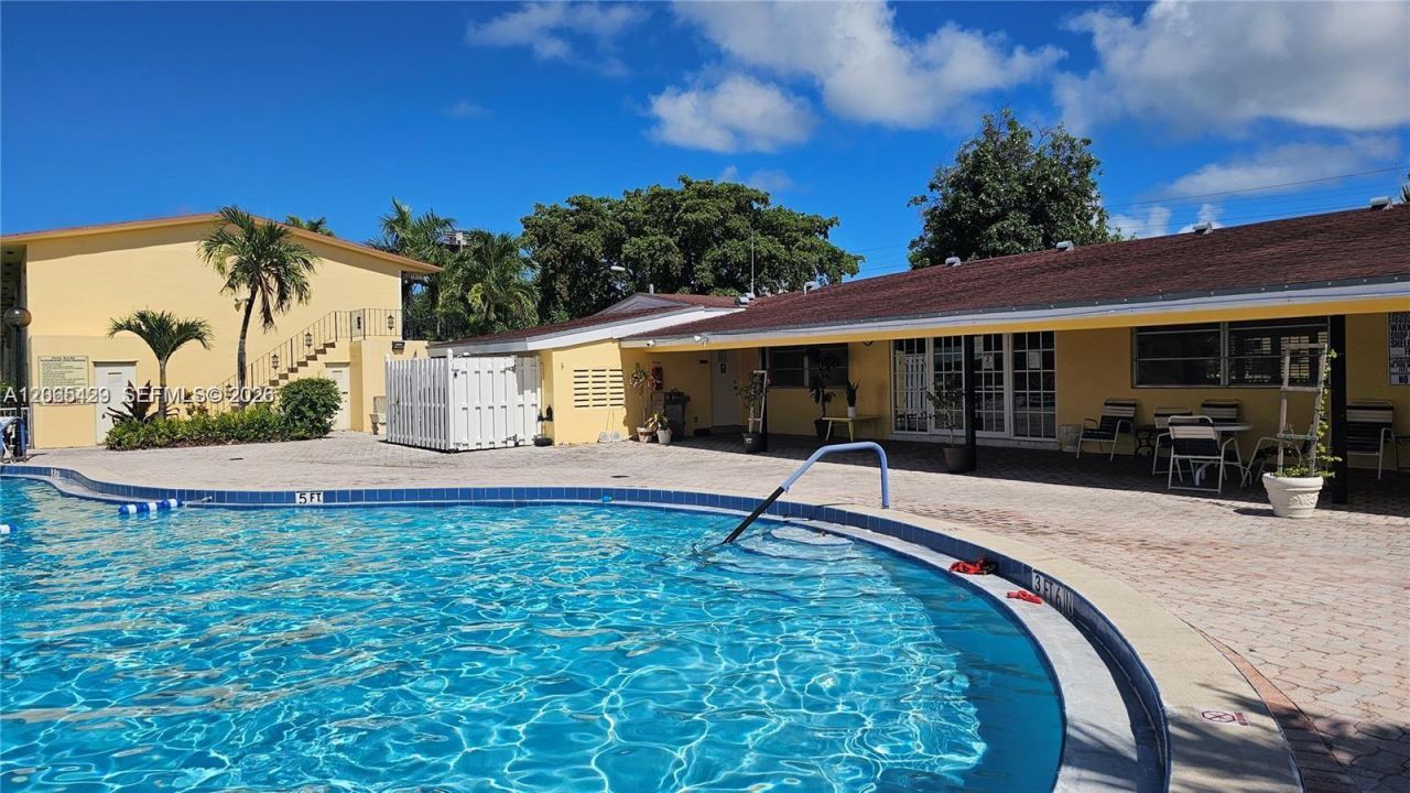 20200 NE 29th Ct, Unit N213, Aventura, FL 33180 Photo