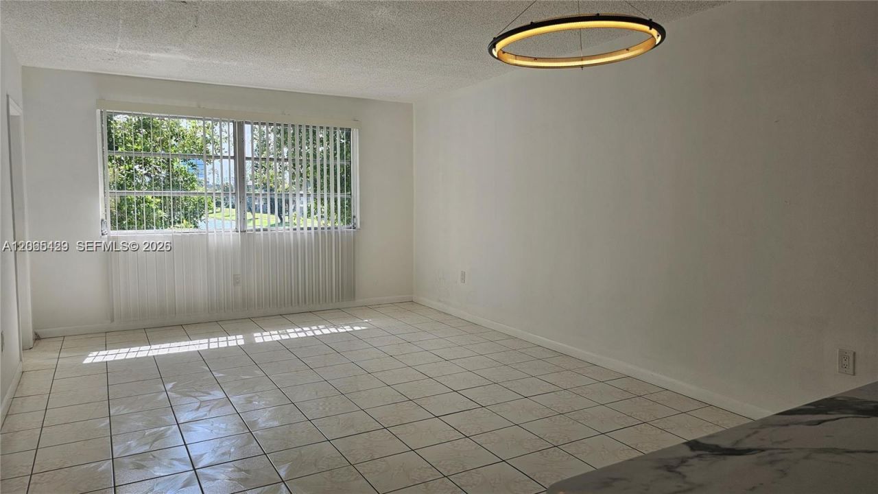 20200 NE 29th Ct, Unit N213, Aventura, FL 33180 Photo