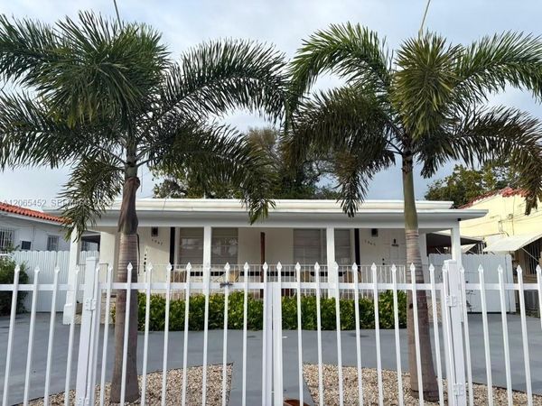 1947 NW 33rd St , Unit 1, Miami, FL 33142