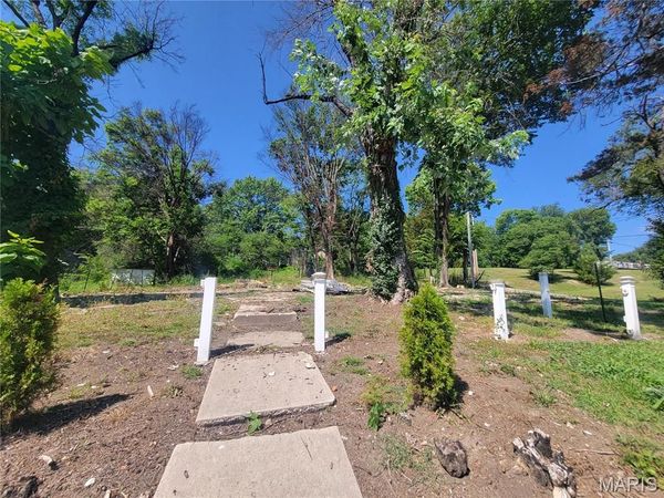 505 S 4th Street , Clarksville, MO 63336
