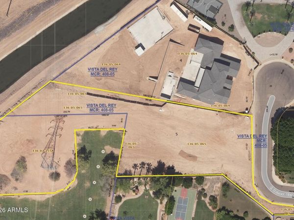 1457 E HERMOSA VISTA Circle, Unit 5, Mesa, AZ 85203