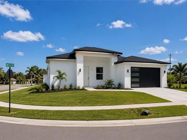 377 Kingston DR E, FORT MYERS, FL 33905