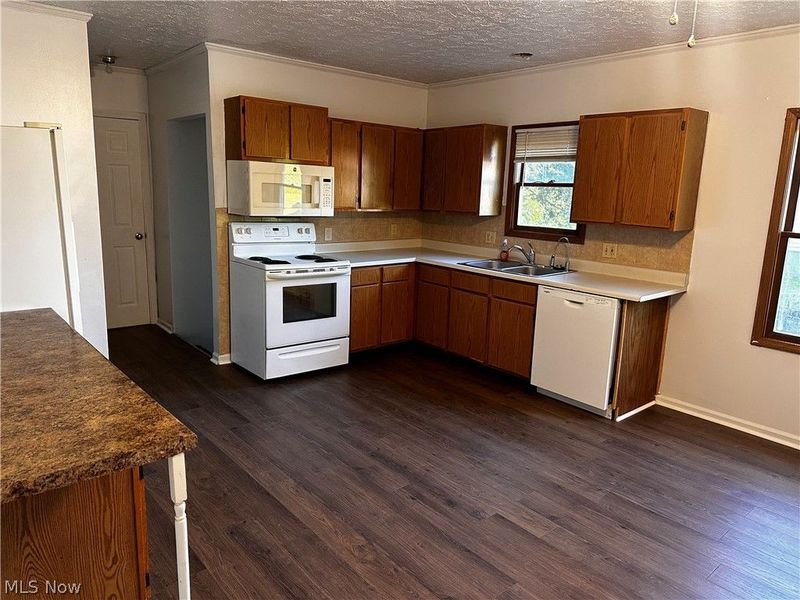 1485 3rd Street, Akron, OH 44250 Photo 8