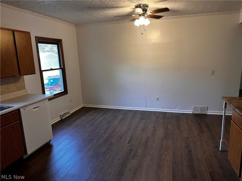 1485 3rd Street, Akron, OH 44250 Photo 9