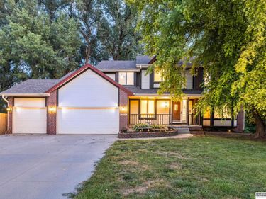 17327 P Street, Omaha, NE 68135