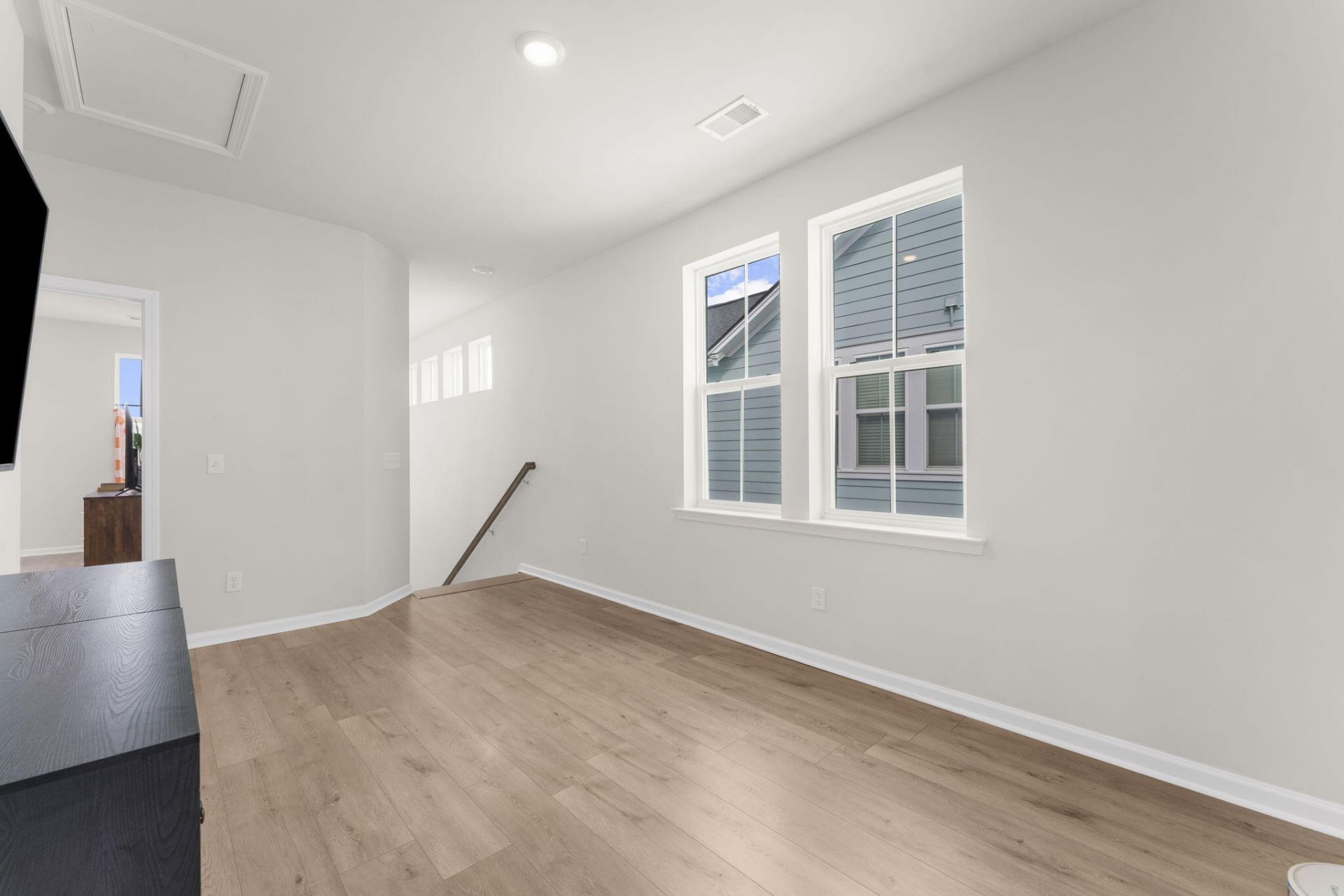 121 Dixie Iris Way Photo 18