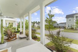 121 Dixie Iris Way photo 4