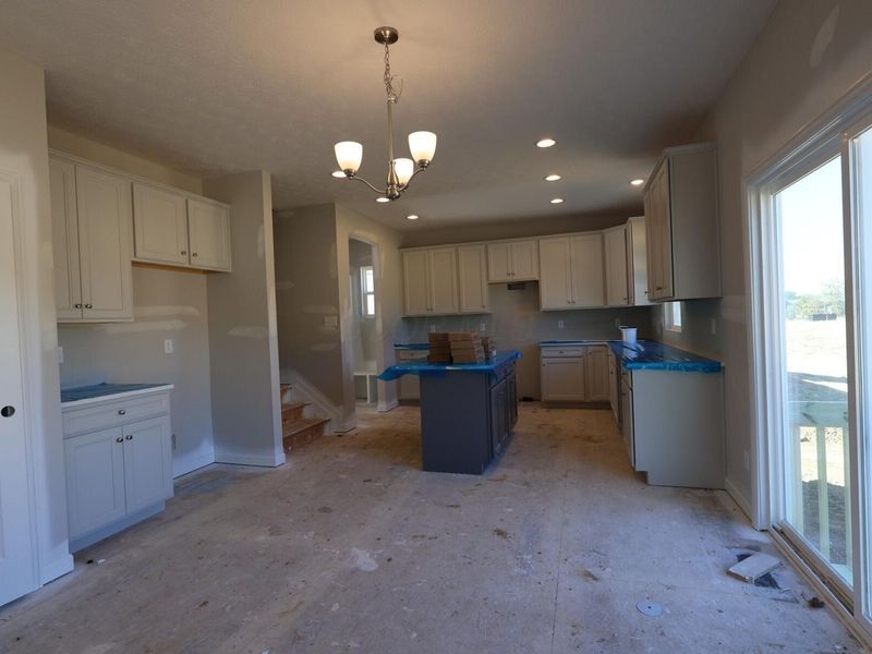 542 Creekside Loop S, Pataskala, OH 43062 Photo 10
