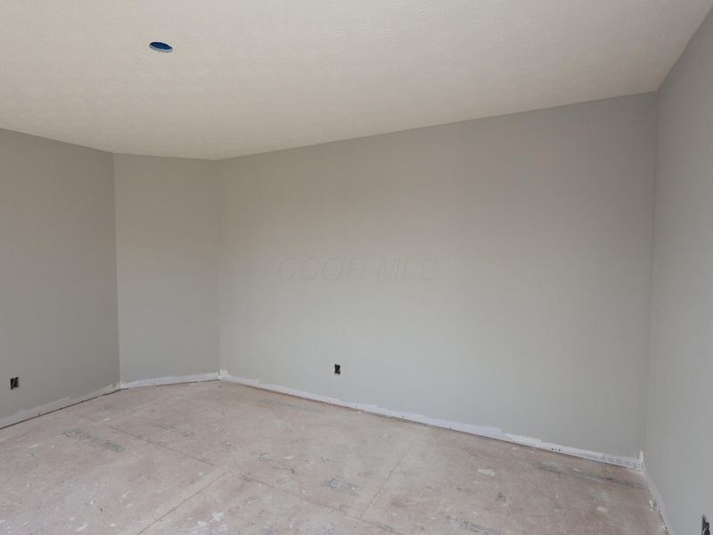542 Creekside Loop S, Pataskala, OH 43062 Photo 14