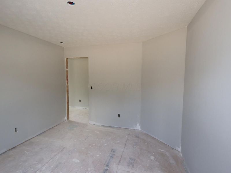 542 Creekside Loop S, Pataskala, OH 43062 Photo 18