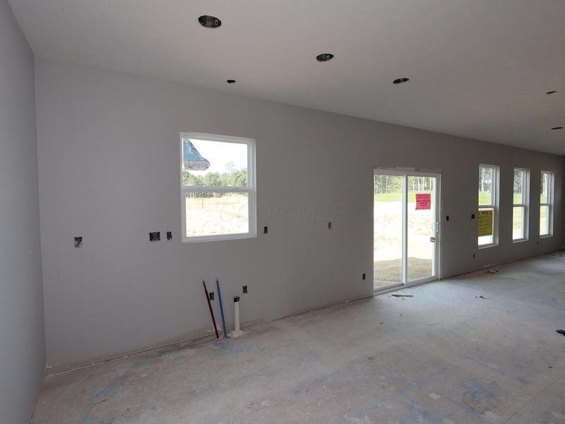 542 Creekside Loop S, Pataskala, OH 43062 Photo 5