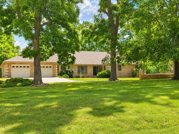 26470 S 650 Road, Grove, OK 74344