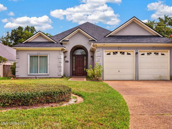 2579 Rue Palafox , Biloxi, MS 39531