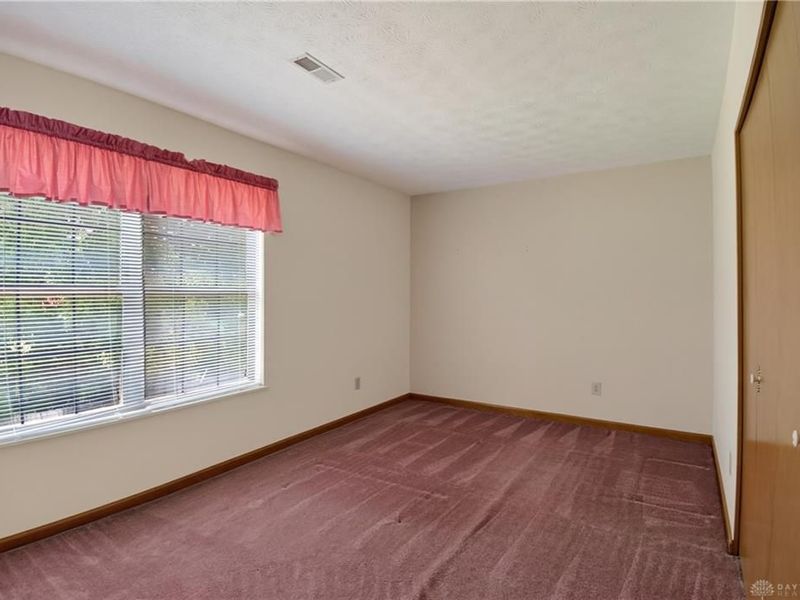 322 Meadowgrove Drive, Englewood, OH 45322 Photo 25