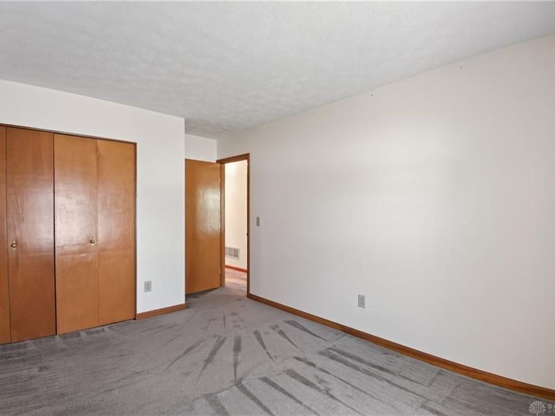 322 Meadowgrove Drive, Englewood, OH 45322 Photo 27