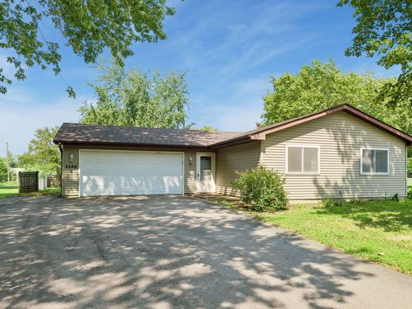 2586 Ann Drive , Shakopee, MN 55379