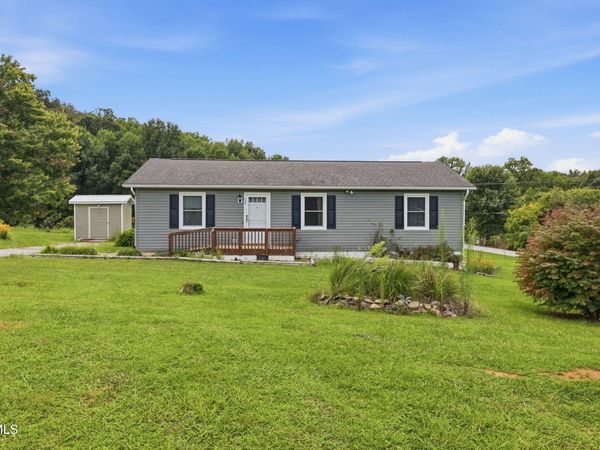2060 Fishpond Road, Chuckey, TN 37641