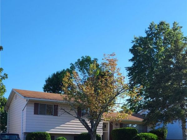 3161 Marda Drive, Parma, OH 44134