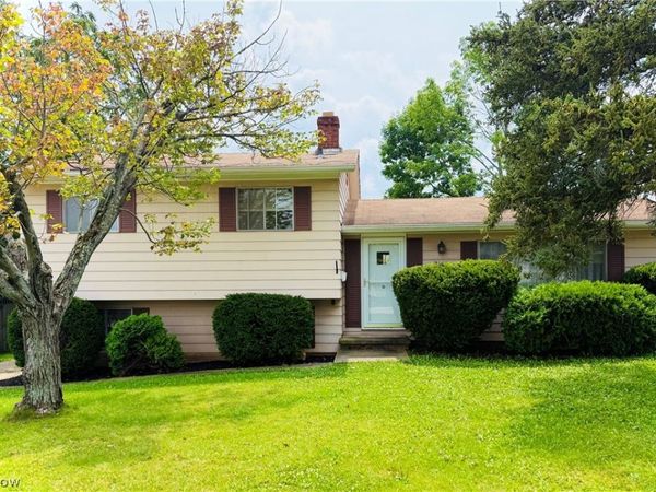 3161 Marda Drive, Parma, OH 44134