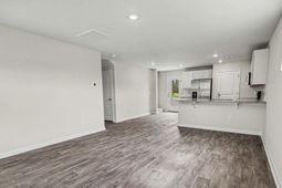 112 Hale Road  photo 4