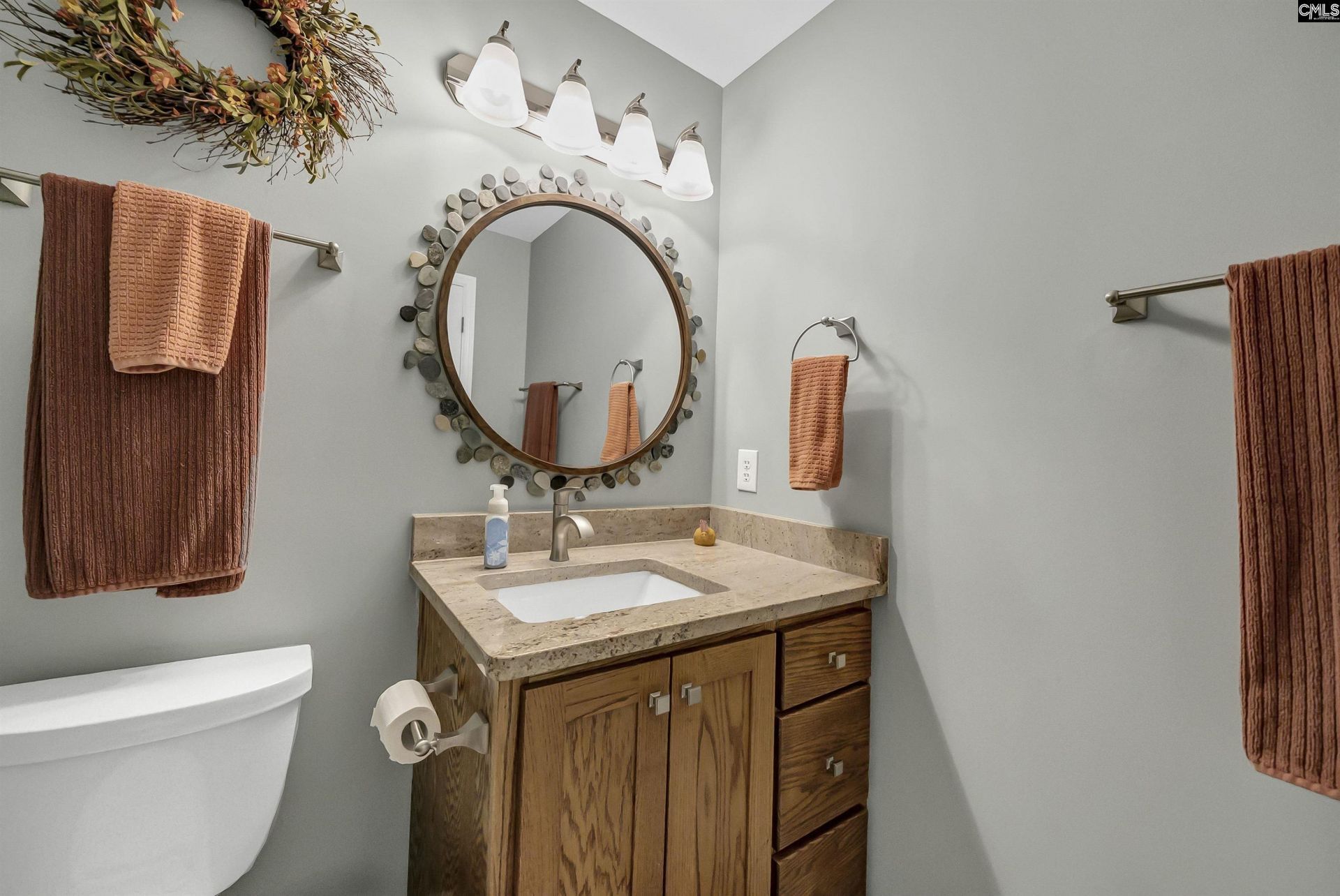 2068 Blacksgate E Photo 17