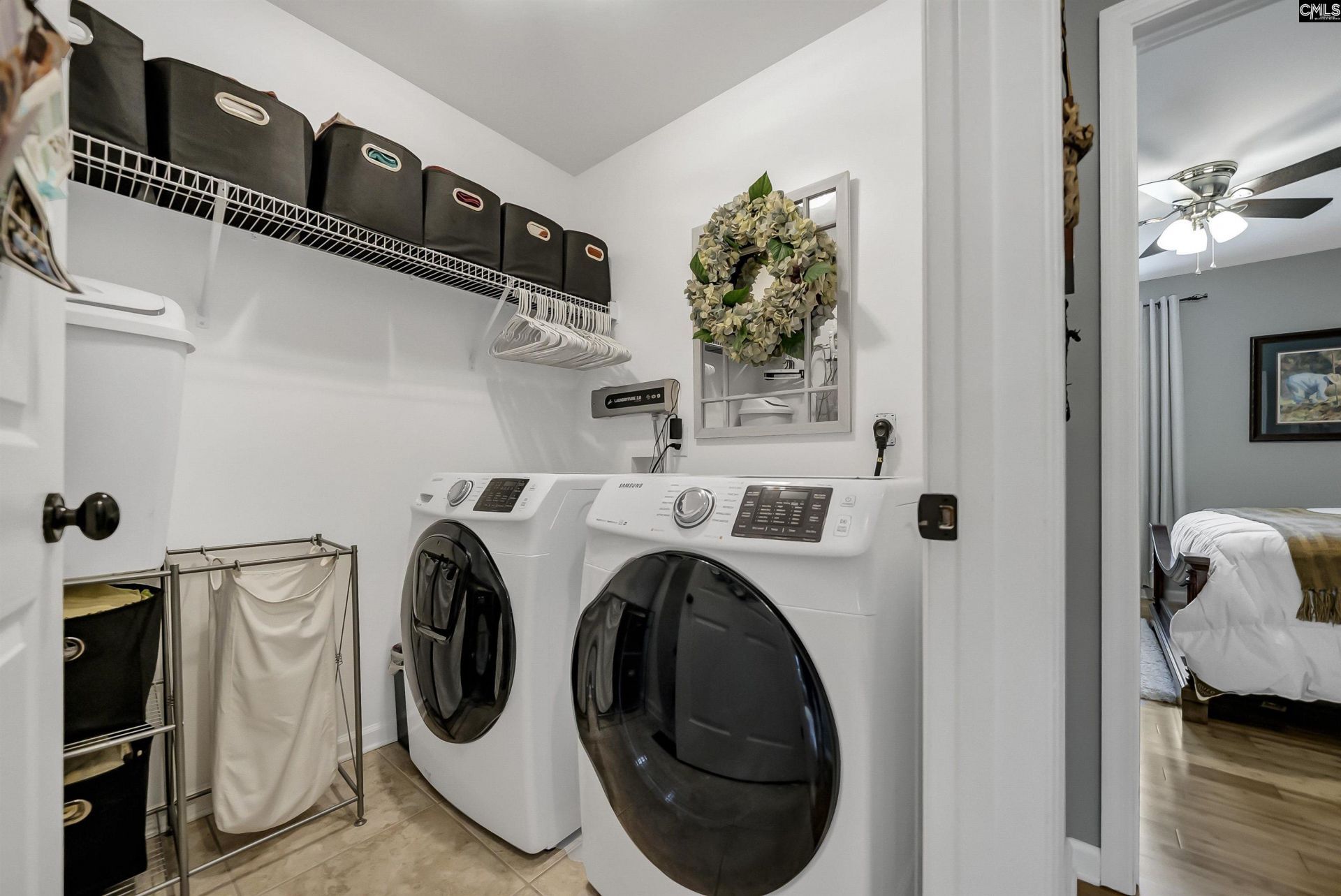 2068 Blacksgate E Photo 19