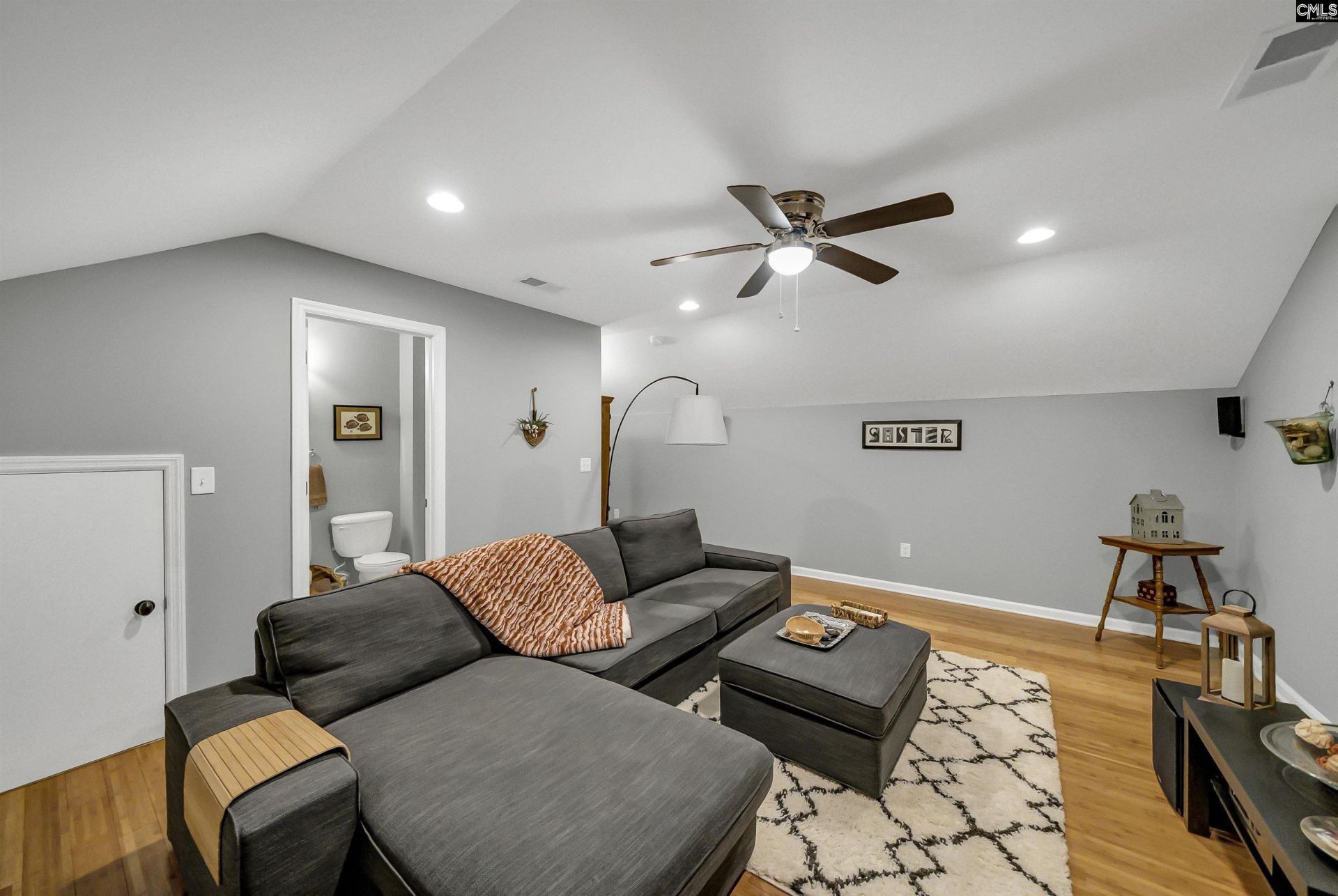 2068 Blacksgate E Photo 27
