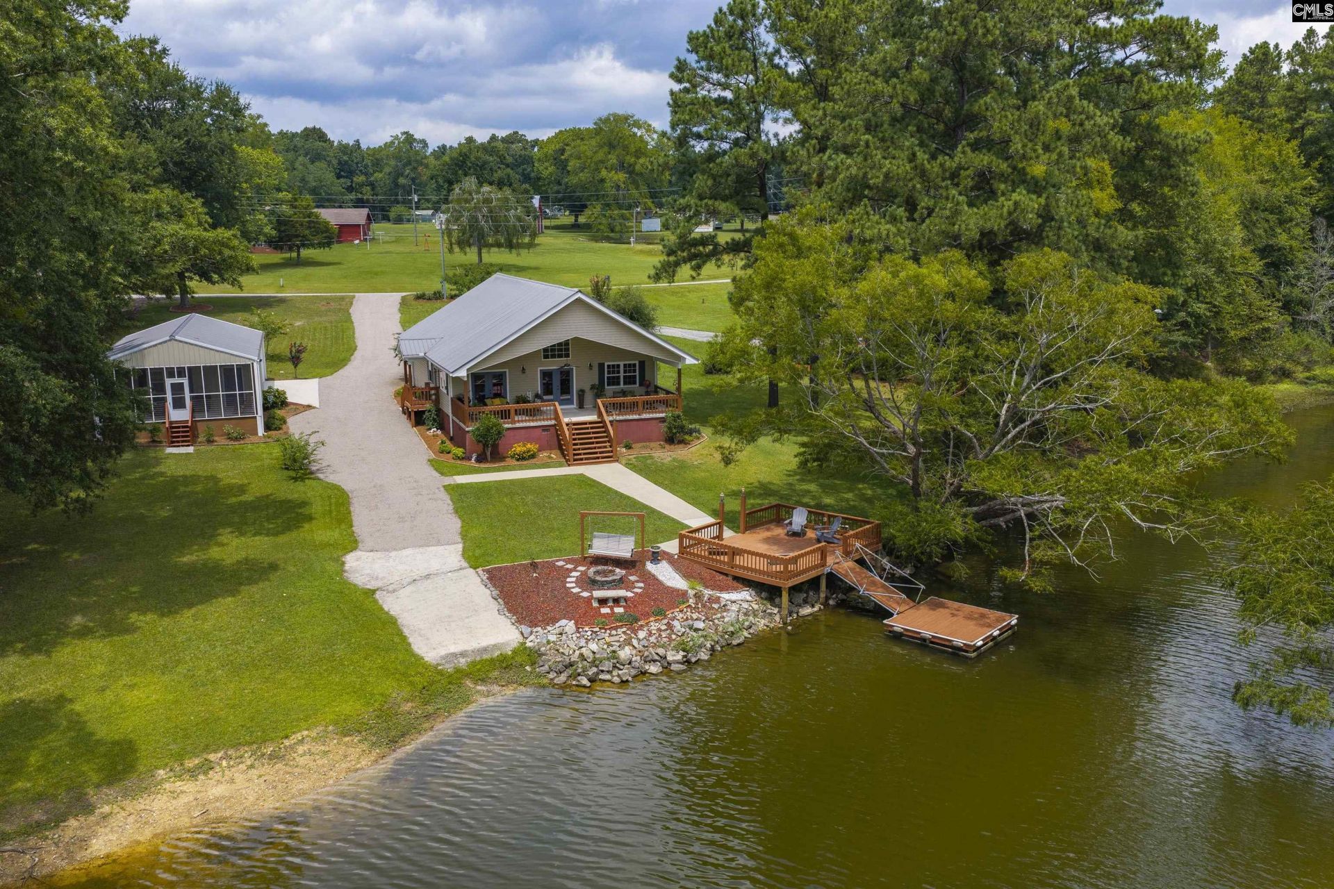 2068 Blacksgate E Photo 32