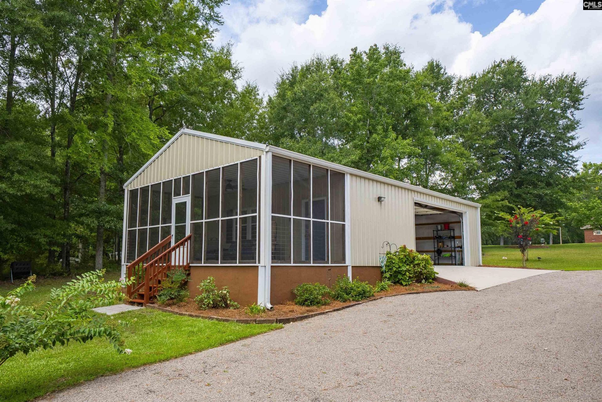 2068 Blacksgate E Photo 37