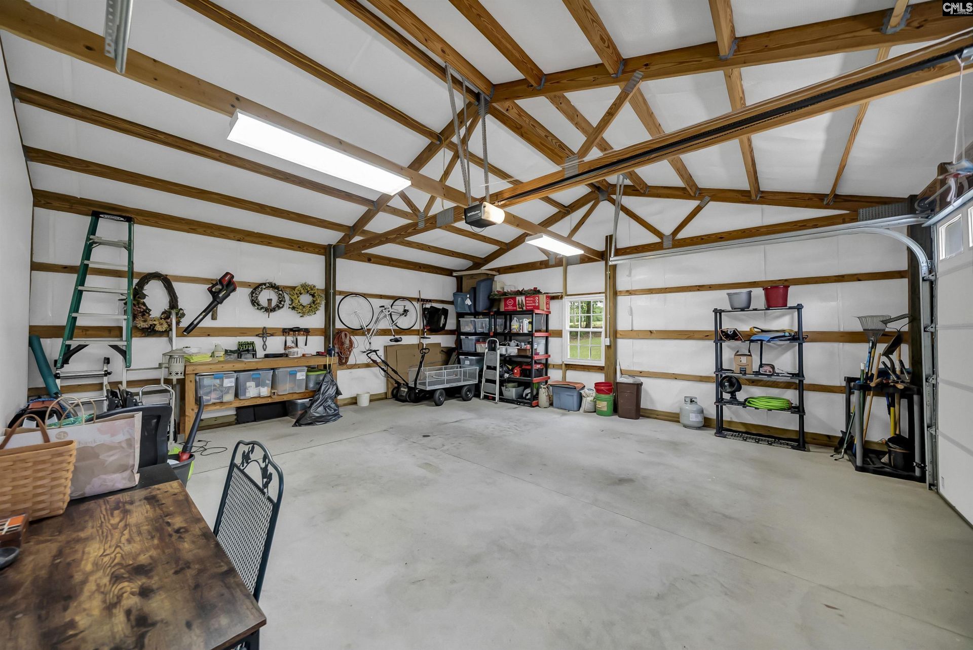 2068 Blacksgate E Photo 41