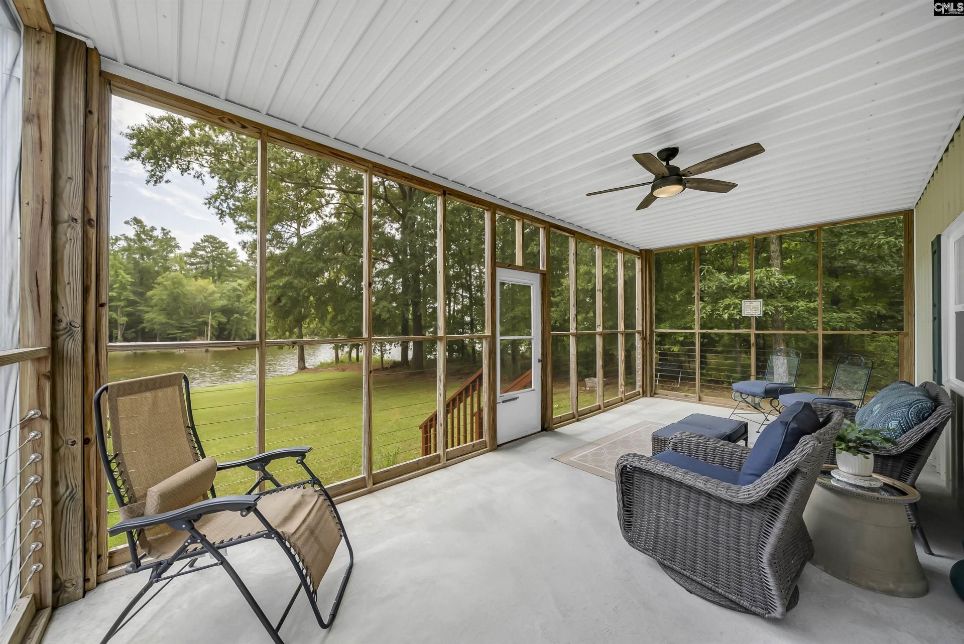 2068 Blacksgate E Photo 45