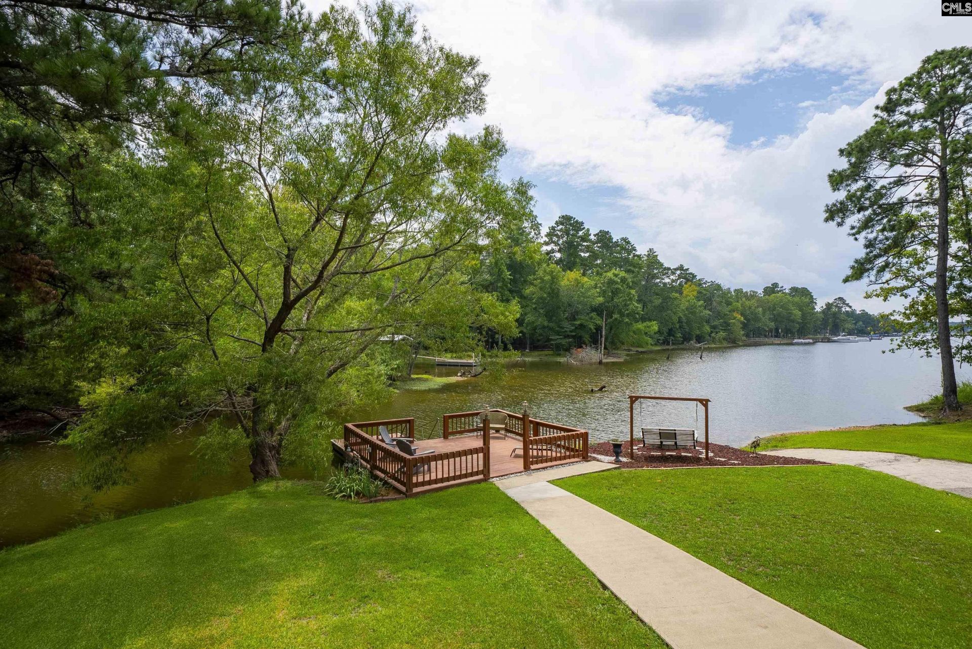 2068 Blacksgate E Photo 6