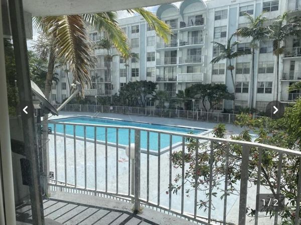 486 NW 165TH ST Road NW, Unit B-206, Miami, FL 33169