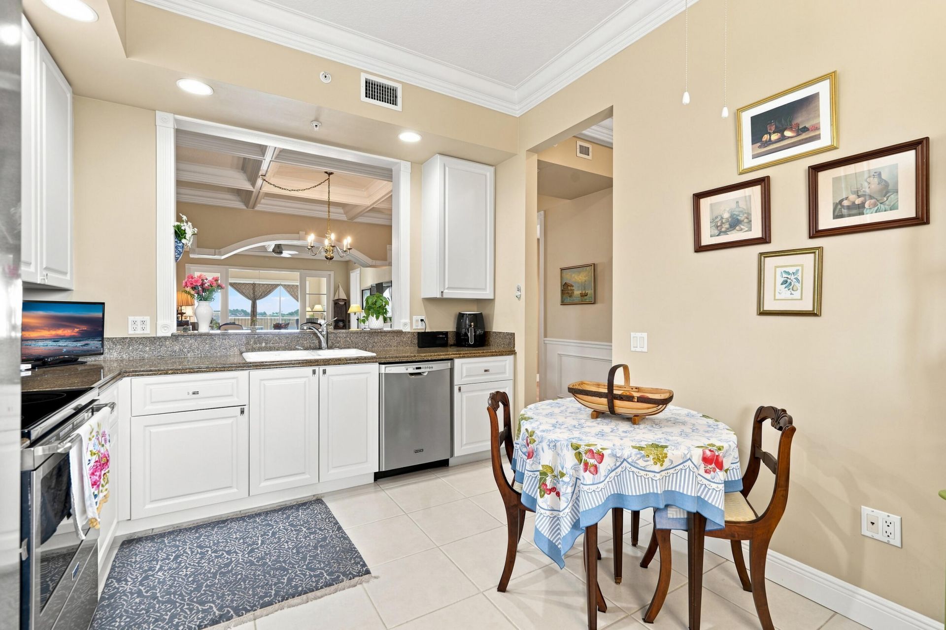 21 Harbour Isle Drive W, Unit 302, Fort Pierce, FL 34949 Photo