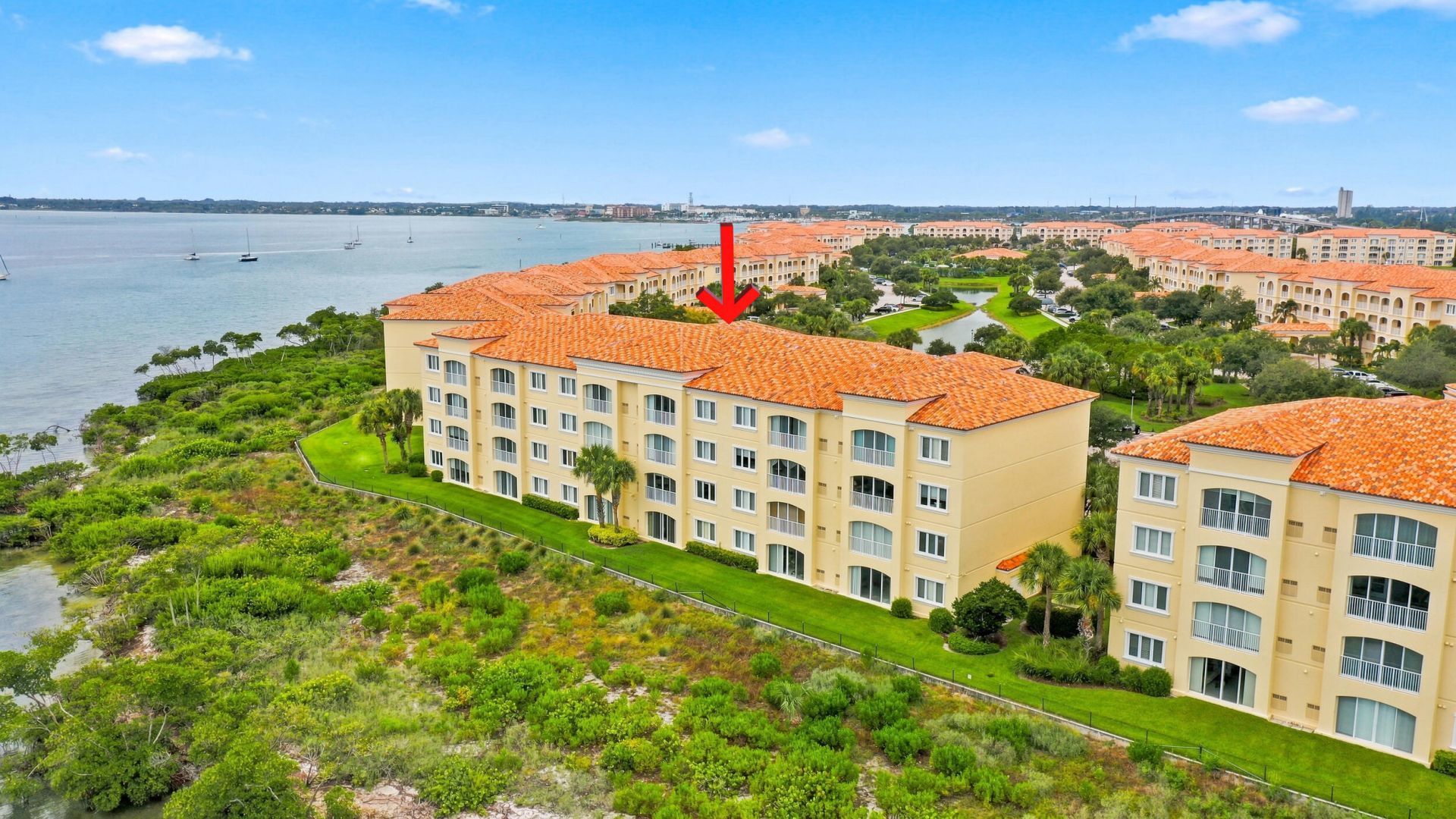 21 Harbour Isle Drive W, Unit 302, Fort Pierce, FL 34949 Photo