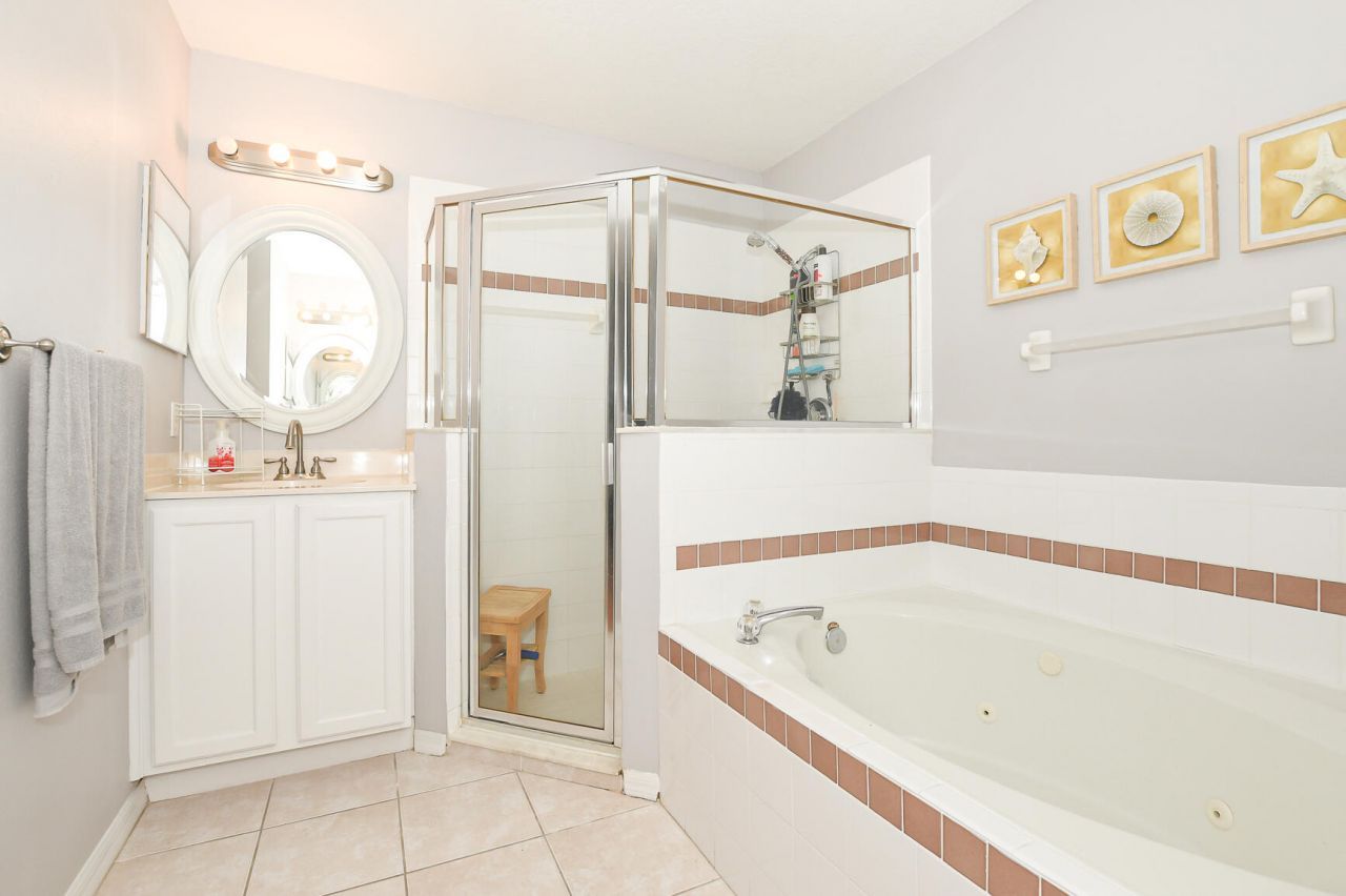 2133 SW Larchmont Lane, Port Saint Lucie, FL 34984 Photo