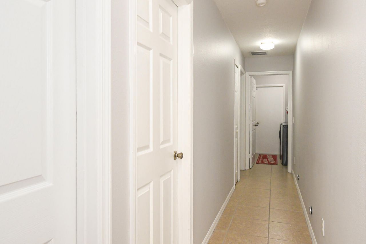 2133 SW Larchmont Lane, Port Saint Lucie, FL 34984 Photo