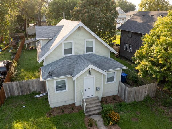 1214 York Street, Des Moines, IA 50316