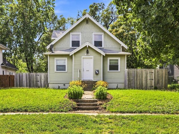 1214 York Street, Des Moines, IA 50316
