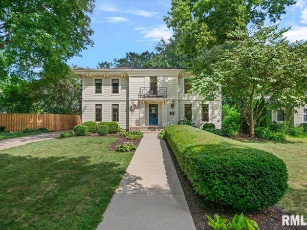 2006 S Wiggins Avenue, Springfield, IL 62704