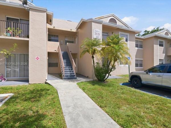 2121 NW 96th Ter , Unit 14D, Pembroke Pines, FL 33024